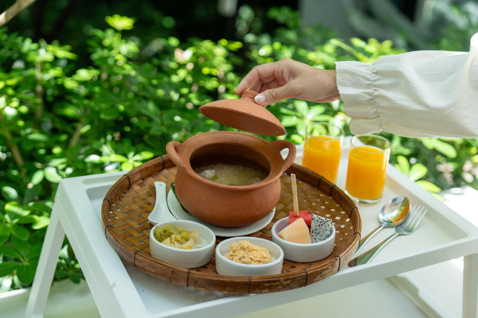 K Maison Lanna Boutique Hotel-Sha Plus Certified Chiang Mai Bagian luar foto