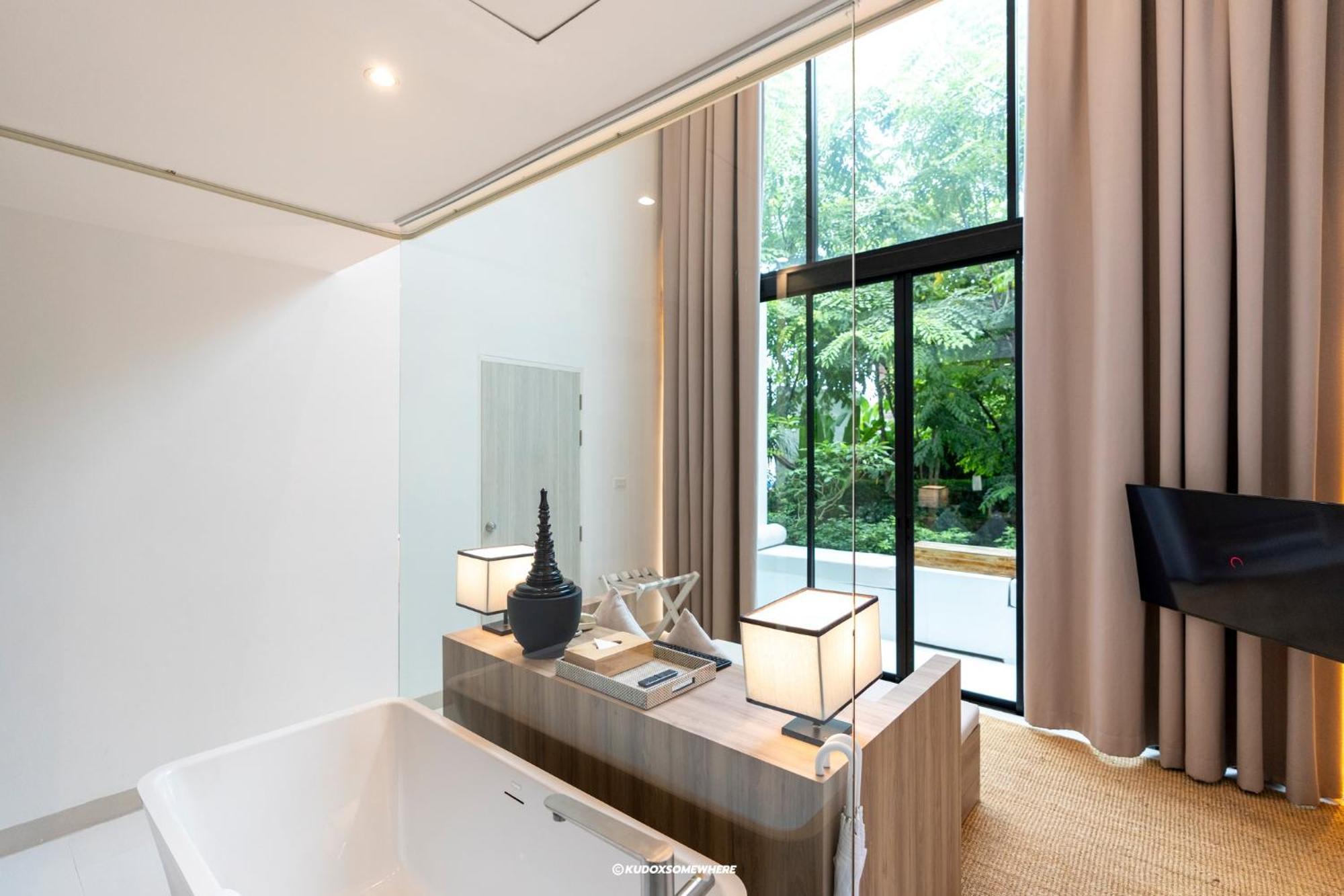 K Maison Lanna Boutique Hotel-Sha Plus Certified Chiang Mai Bagian luar foto